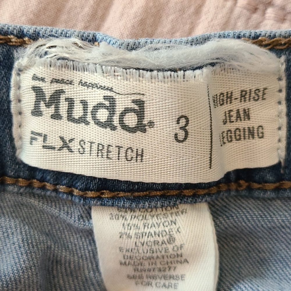Distressed Jeggings - Picture 4 of 4